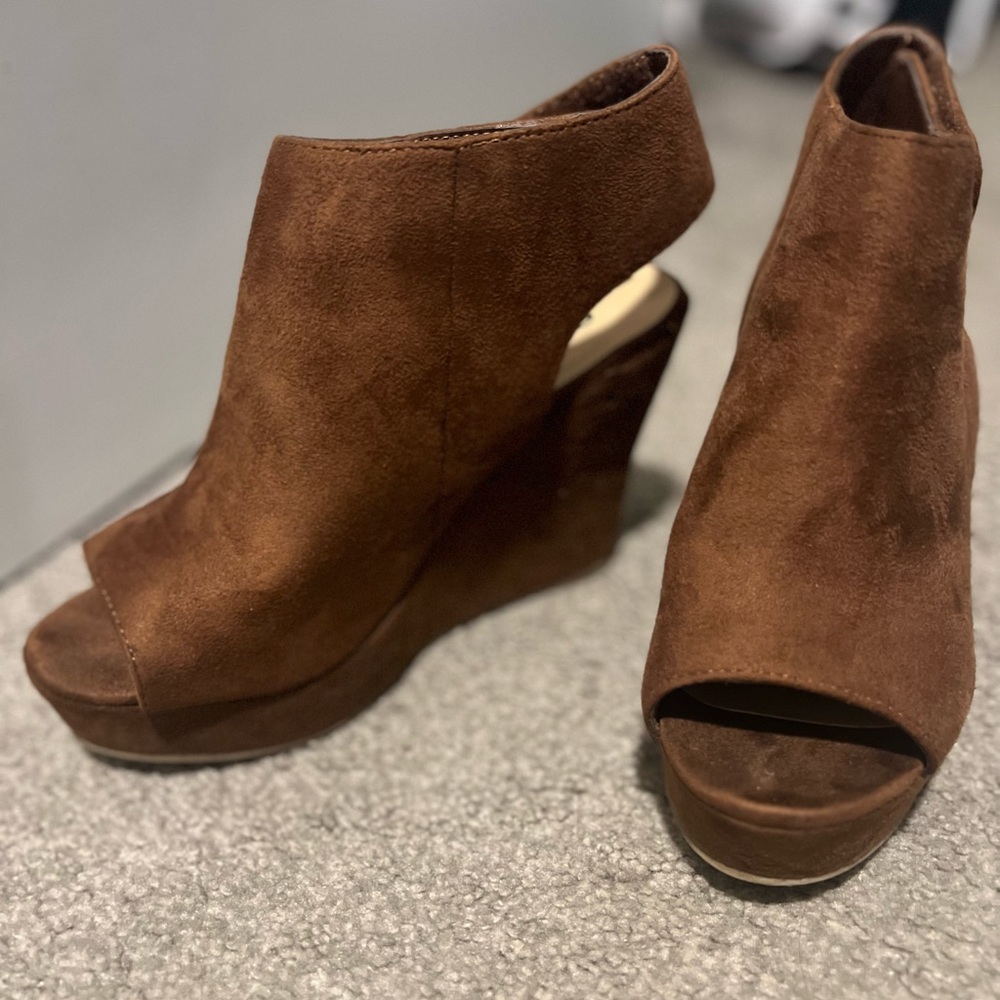 Brown suede velcro strap wedges